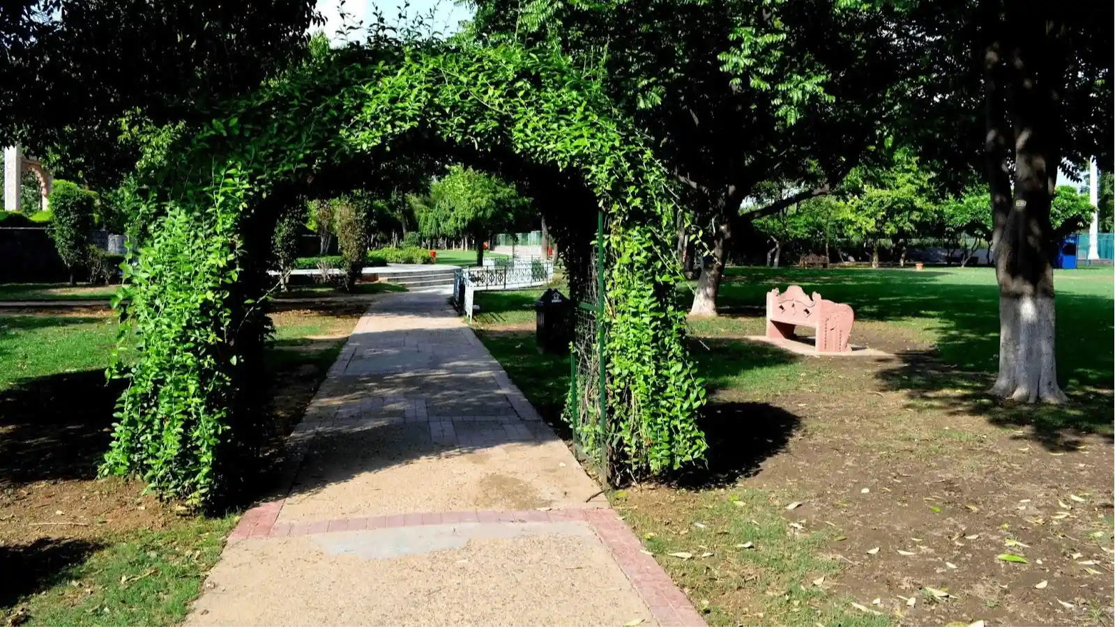  Leisure Valley Park